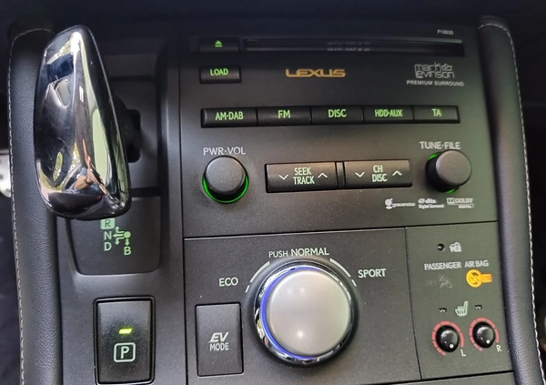 Lexus CT cena 49000 przebieg: 257000, rok produkcji 2011 z Przecław małe 137